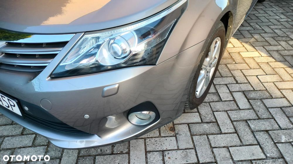 Toyota Avensis 1.8 Sol MS - 3