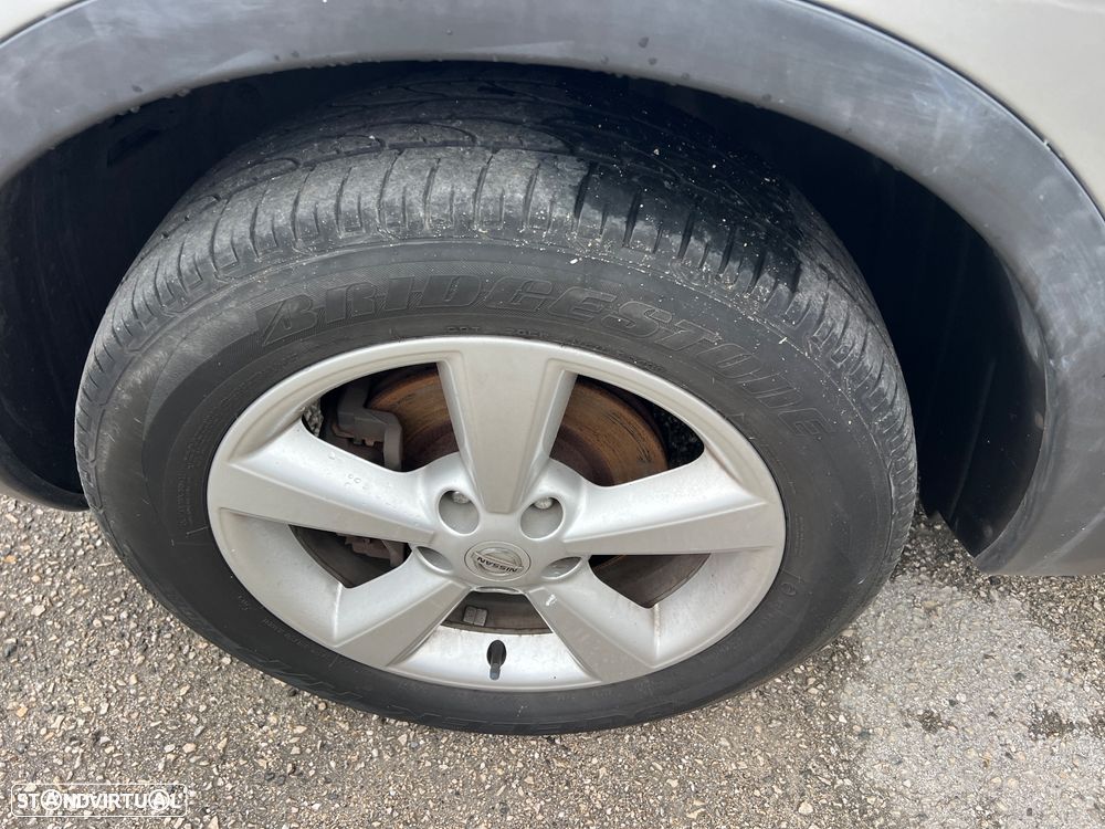 Nissan Qashqai 2.0 dCi Tekna - 8