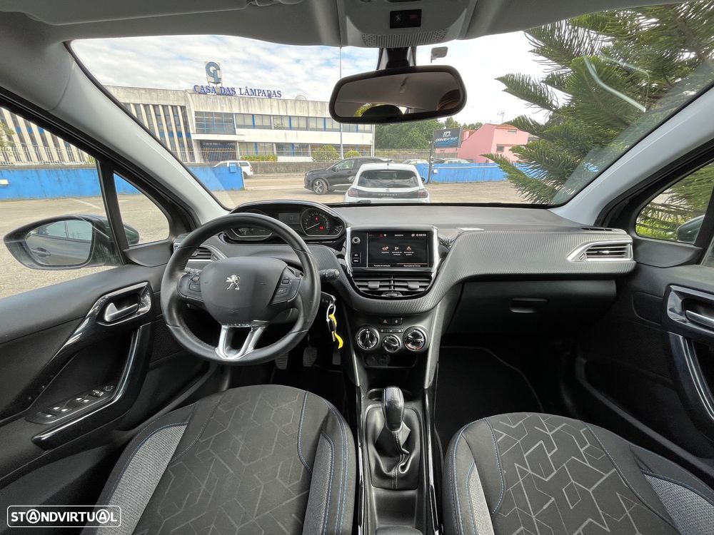 Peugeot 2008 1.5 BlueHDi Signature - 53