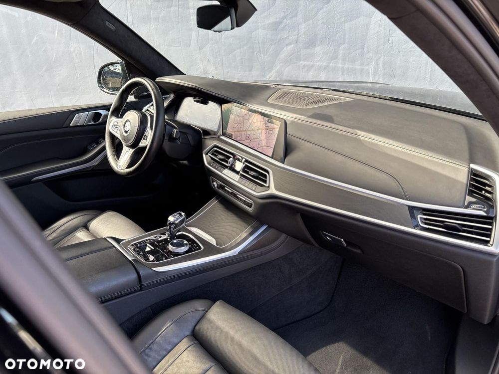 BMW X7 - 21