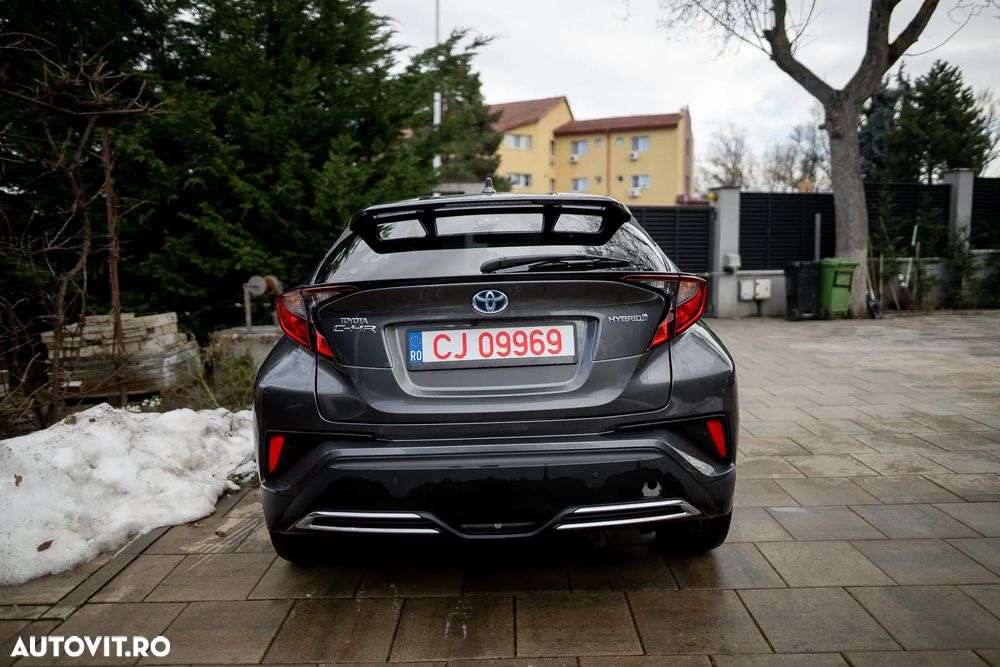 Toyota C-HR 2.0 HSD 184 CP 4x2 CVT C-ult Style - 16
