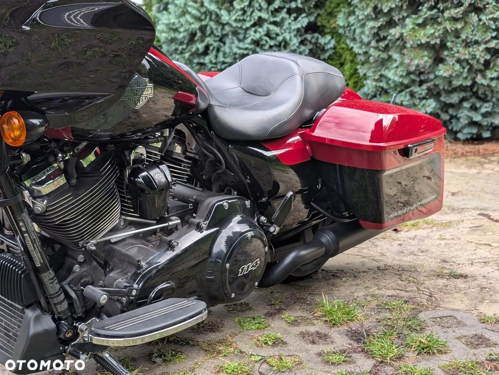 Harley-Davidson Touring Road Glide - 8