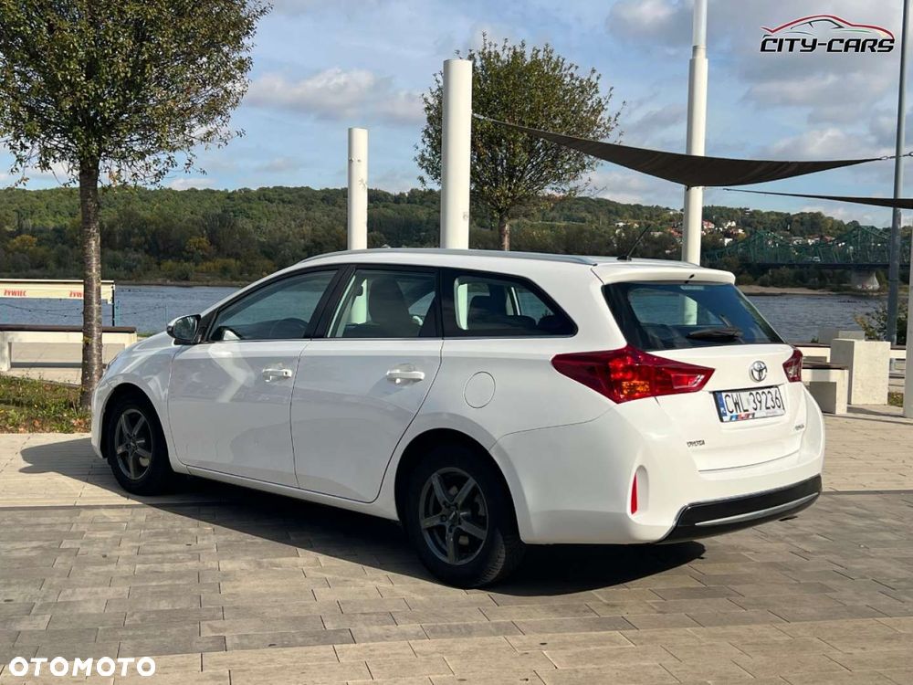 Toyota Auris - 27