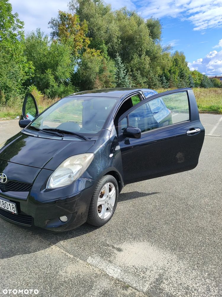 Toyota Yaris 1.33 Premium - 5