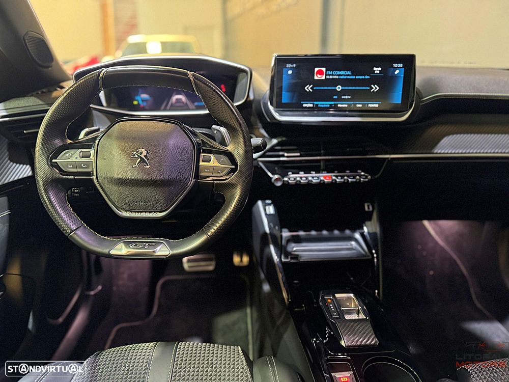 Peugeot 2008 1.2 PureTech GT EAT8 - 21