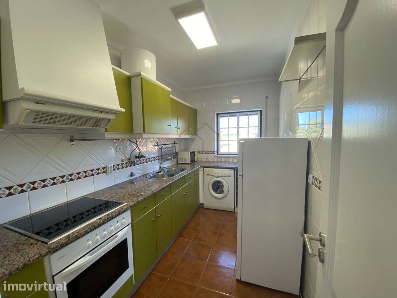 Apartamento T1 com garagem - Grande imagem: 4/10