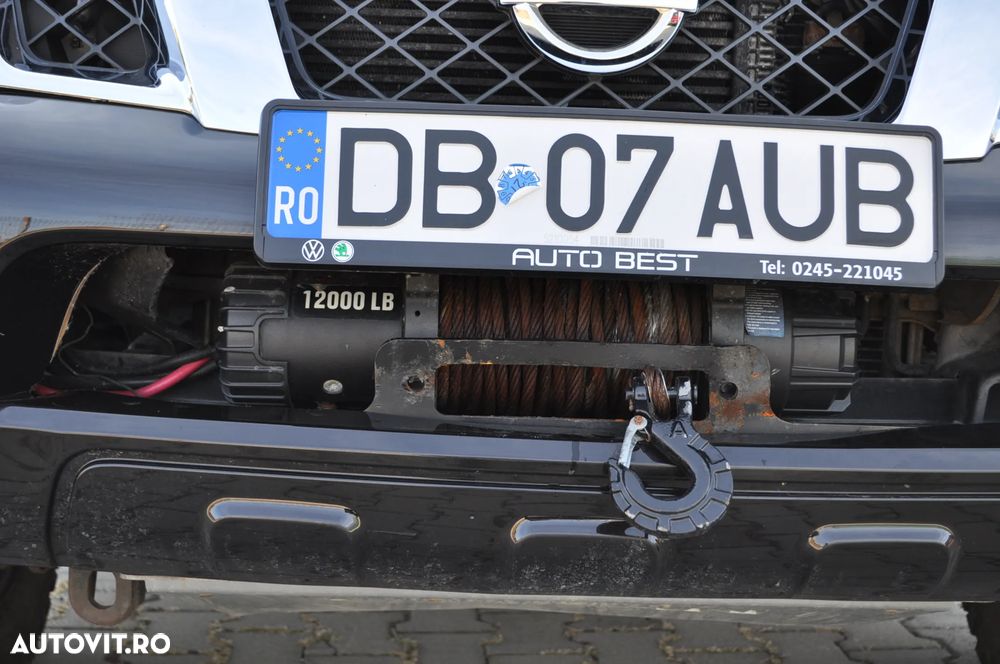 Nissan Navara 2.5 dCi DPF 4X4 Double Cab LE - 5