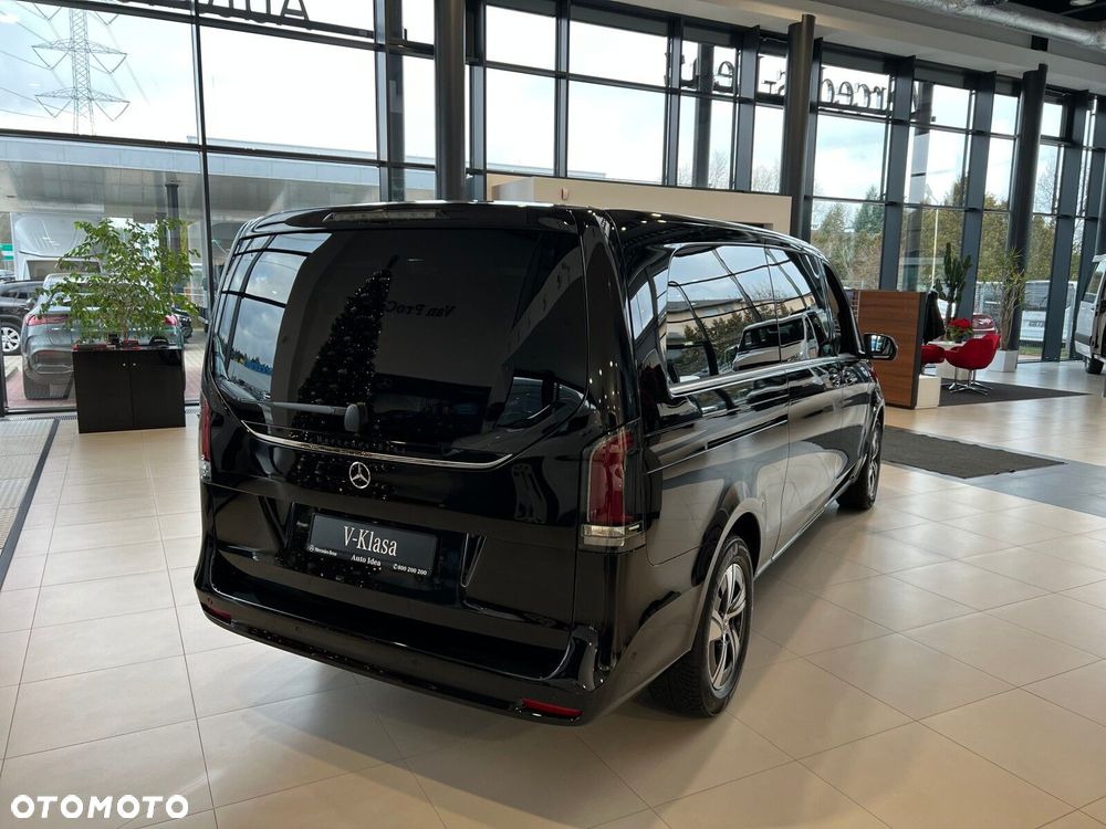 Mercedes-Benz Klasa V - 5