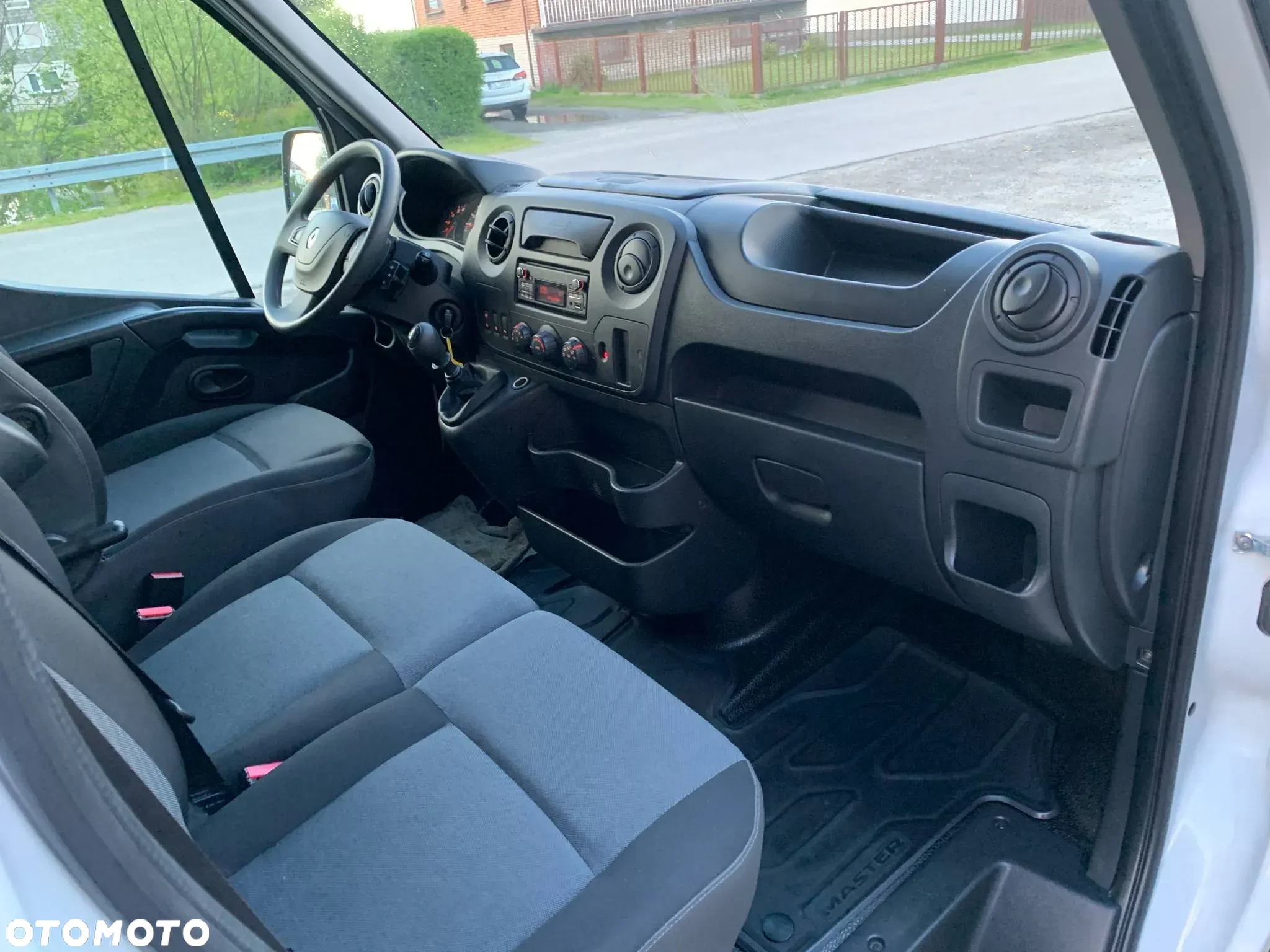 Renault Master Long Bluetooth - 26