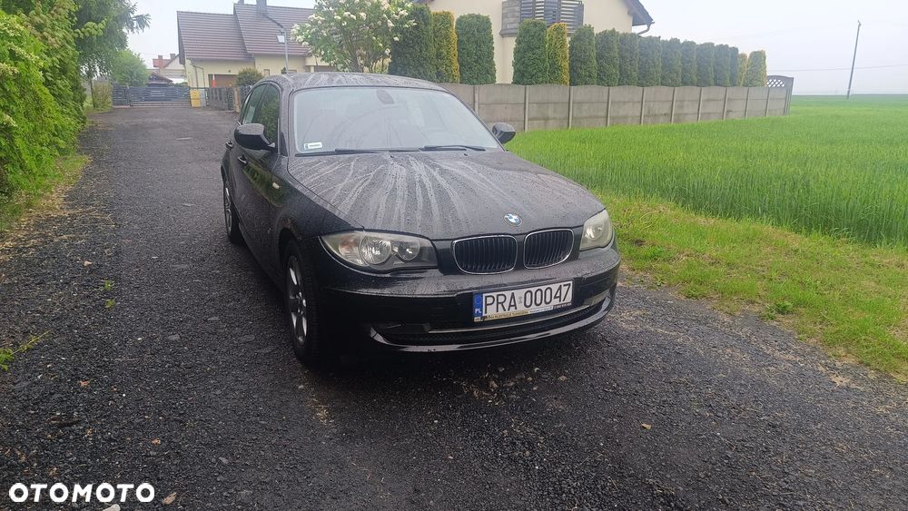 BMW Seria 1 116d - 2