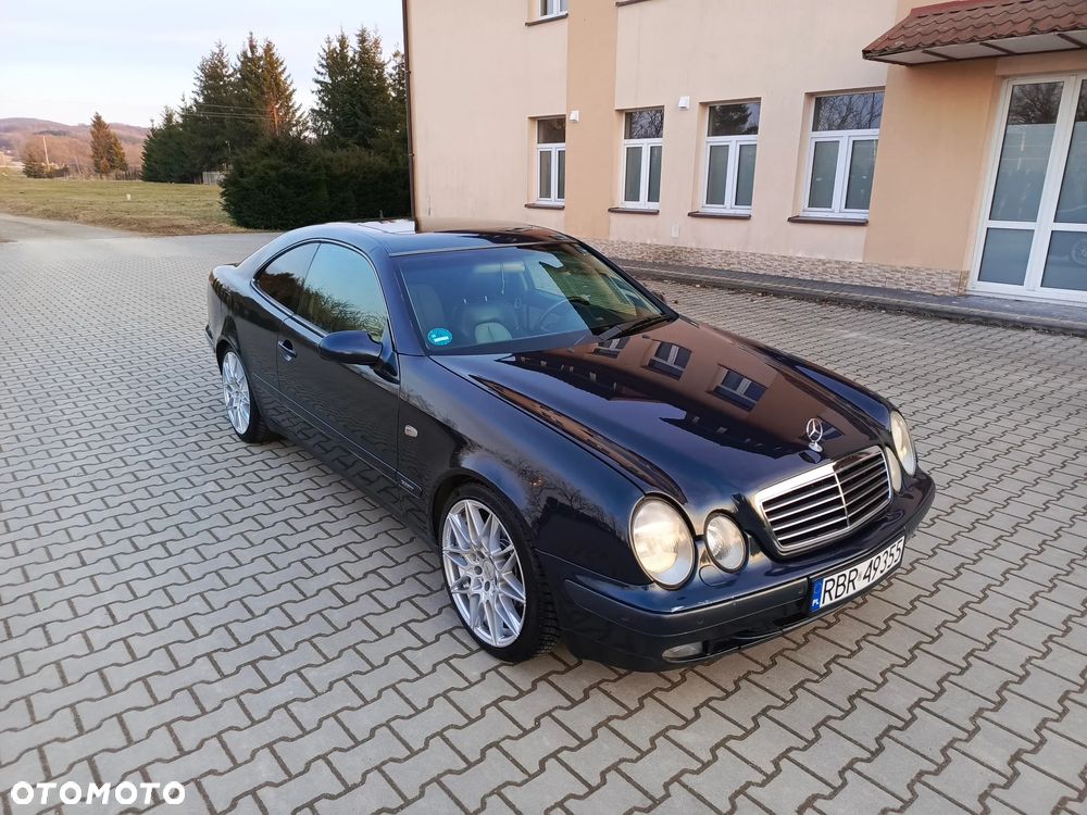 Mercedes-Benz CLK 320 - 4