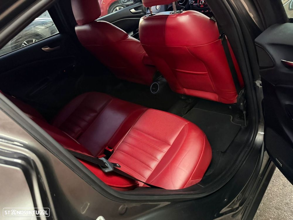 Alfa Romeo Giulietta 1.6 JTDM 16V Business - 7