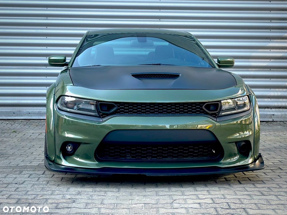 Dodge Charger 6.4 Scat Pack Widebody - 8