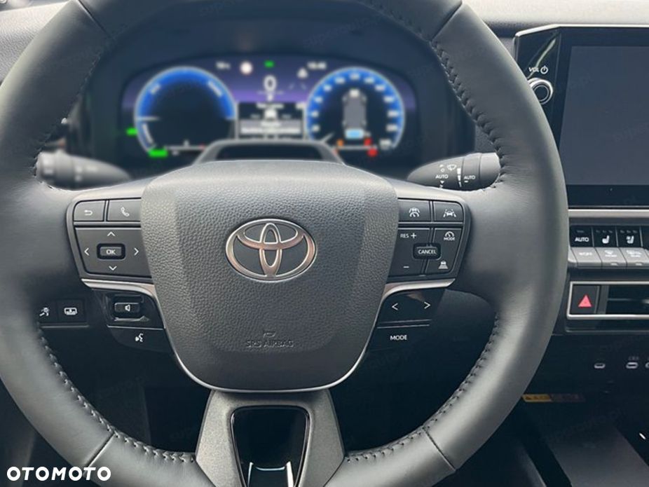 Toyota Camry - 9