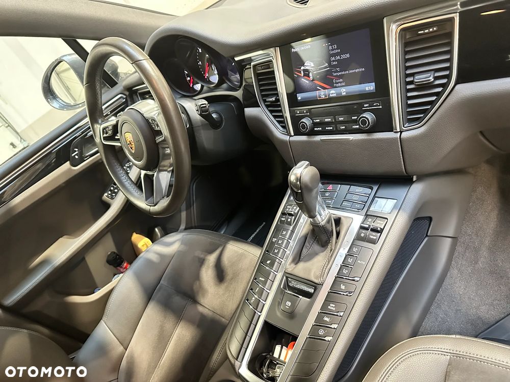 Porsche Macan - 13