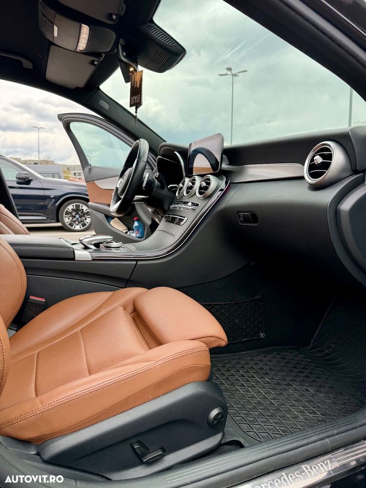 Mercedes-Benz C 300 e 9G-TRONIC AMG Line - 14