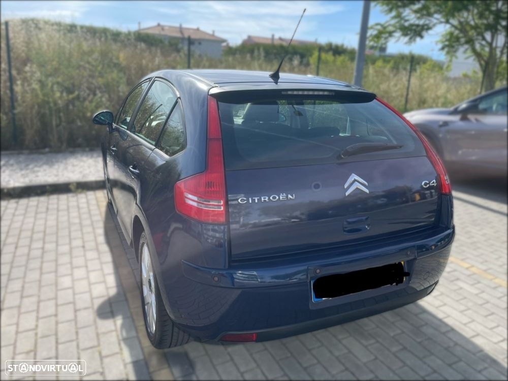 Citroën C4 1.6 HDi 110 VTR Pack - 3