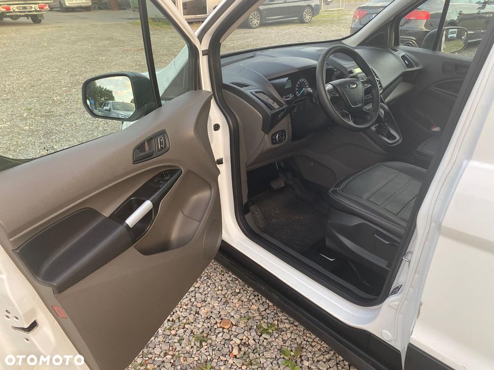 Ford Transit Connect - 9