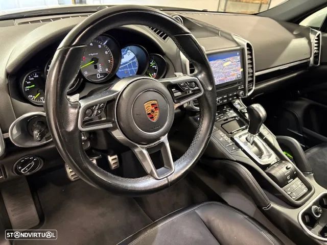 Porsche Cayenne S E-Hybrid Platinum Edition - 31