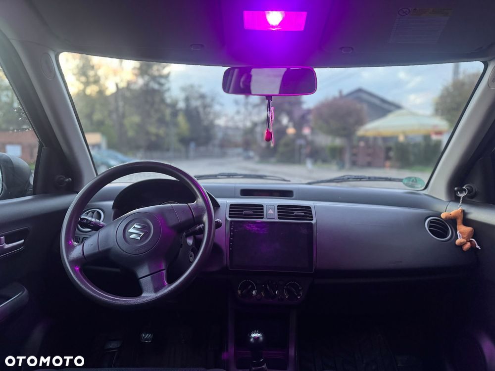 Suzuki Swift - 5