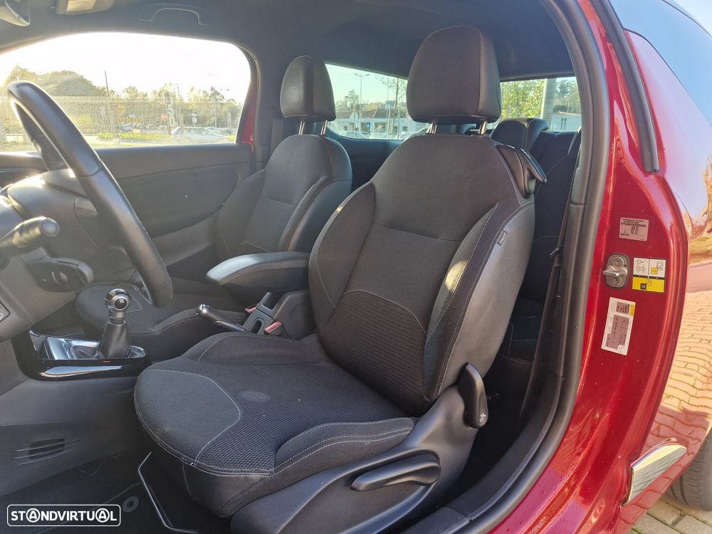 DS DS3 BlueHDi 100 SoChic - 13