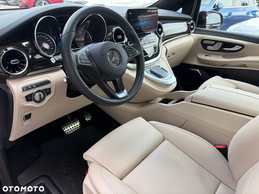 Mercedes-Benz Klasa V 300 d 4-Matic 9G-Tronic Exclusive (d³ugi) - 18