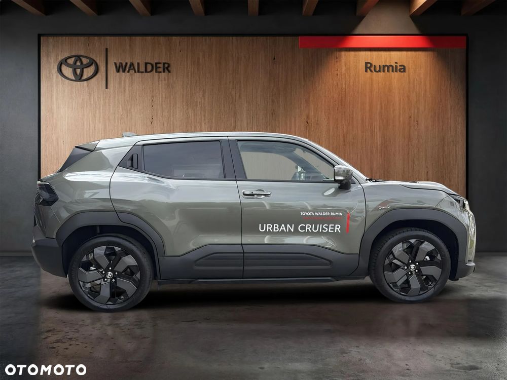 Toyota Urban Cruiser 61kWh Executive - 7