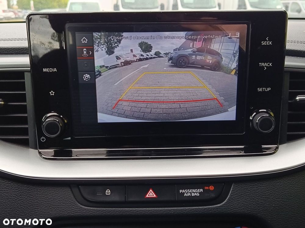 Kia Ceed 1.5 T-GDI M - 23
