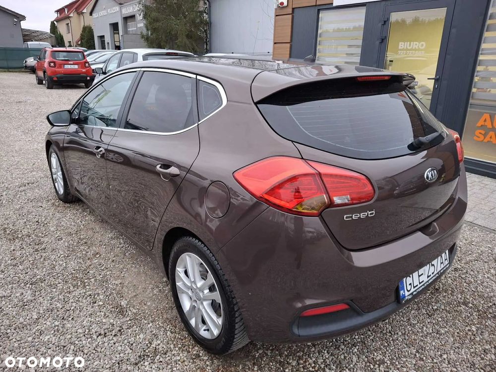 Kia Ceed 1.6 CRDi 128 Spirit - 7