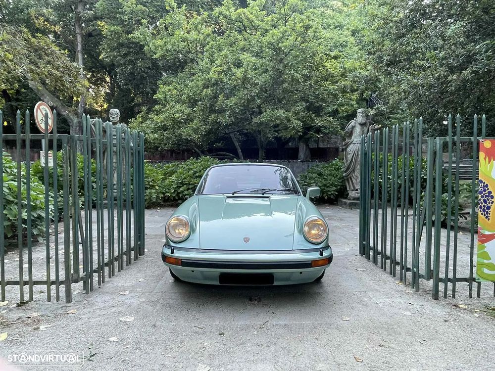 Porsche 911 Série G - 43