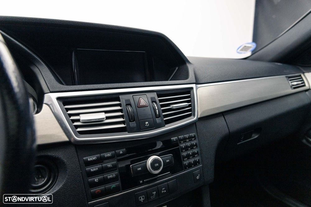 Mercedes-Benz E 250 BlueTEC Avantgarde Auto - 32