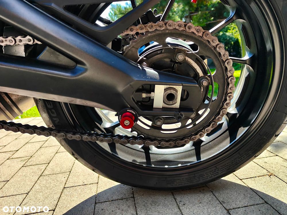 Yamaha XSR - 7
