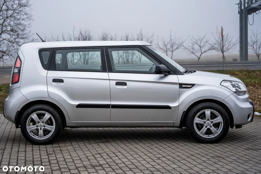 Kia Soul 1.6 L - 5