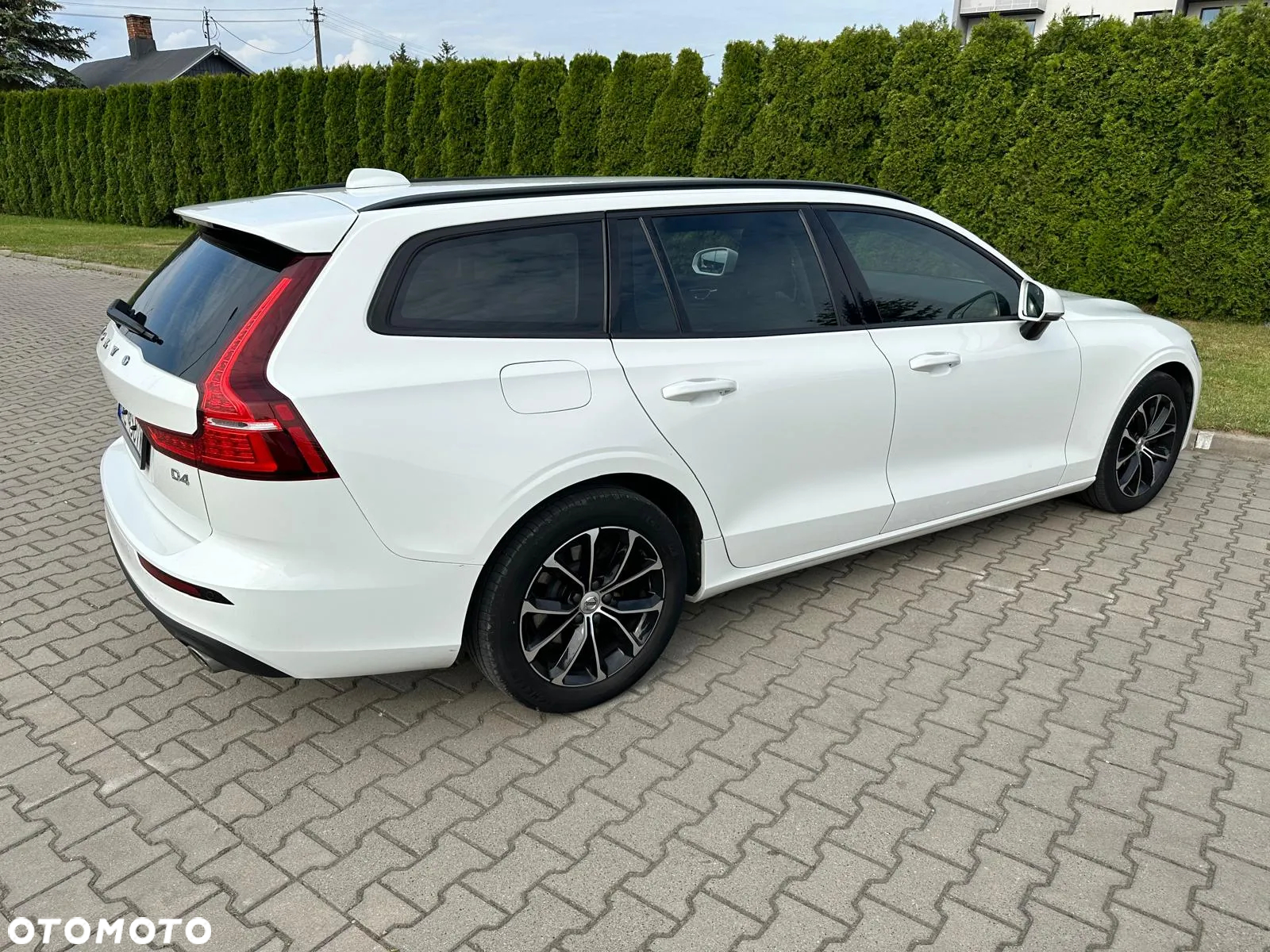 Volvo V60 D4 Momentum Pro - 5