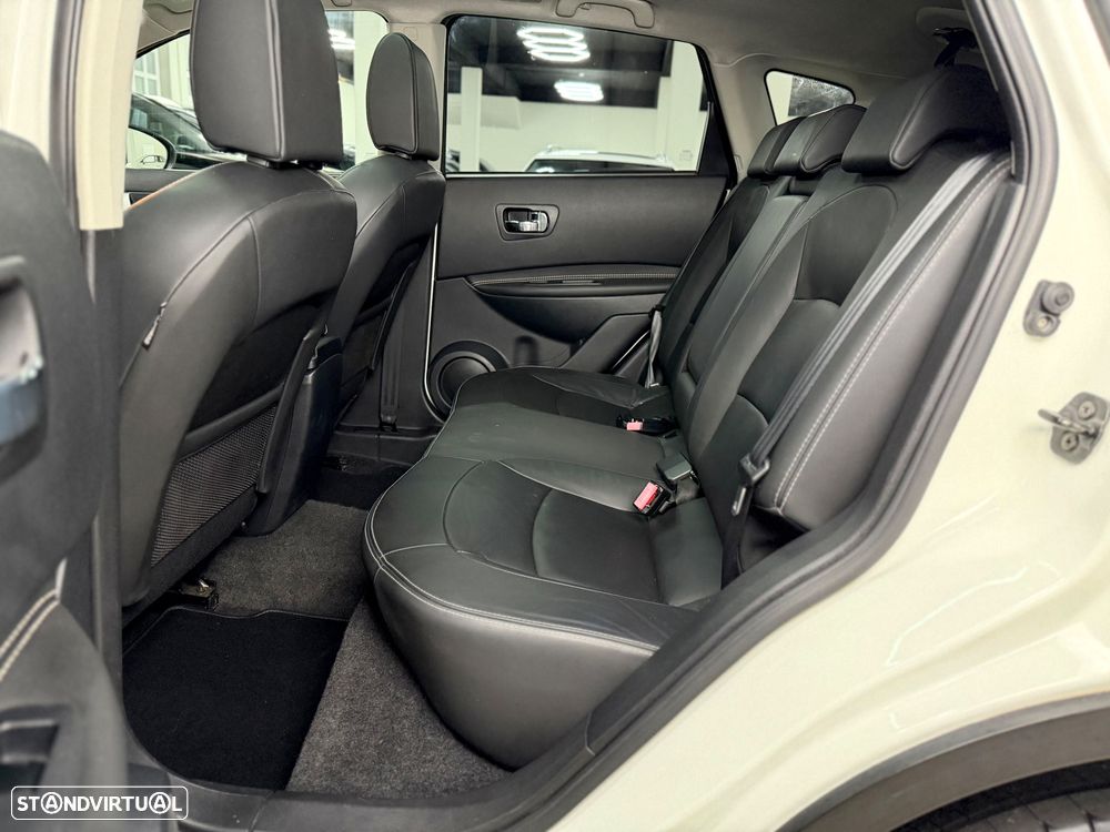 Nissan Qashqai 1.5 dCi Tekna Premium 18 - 20