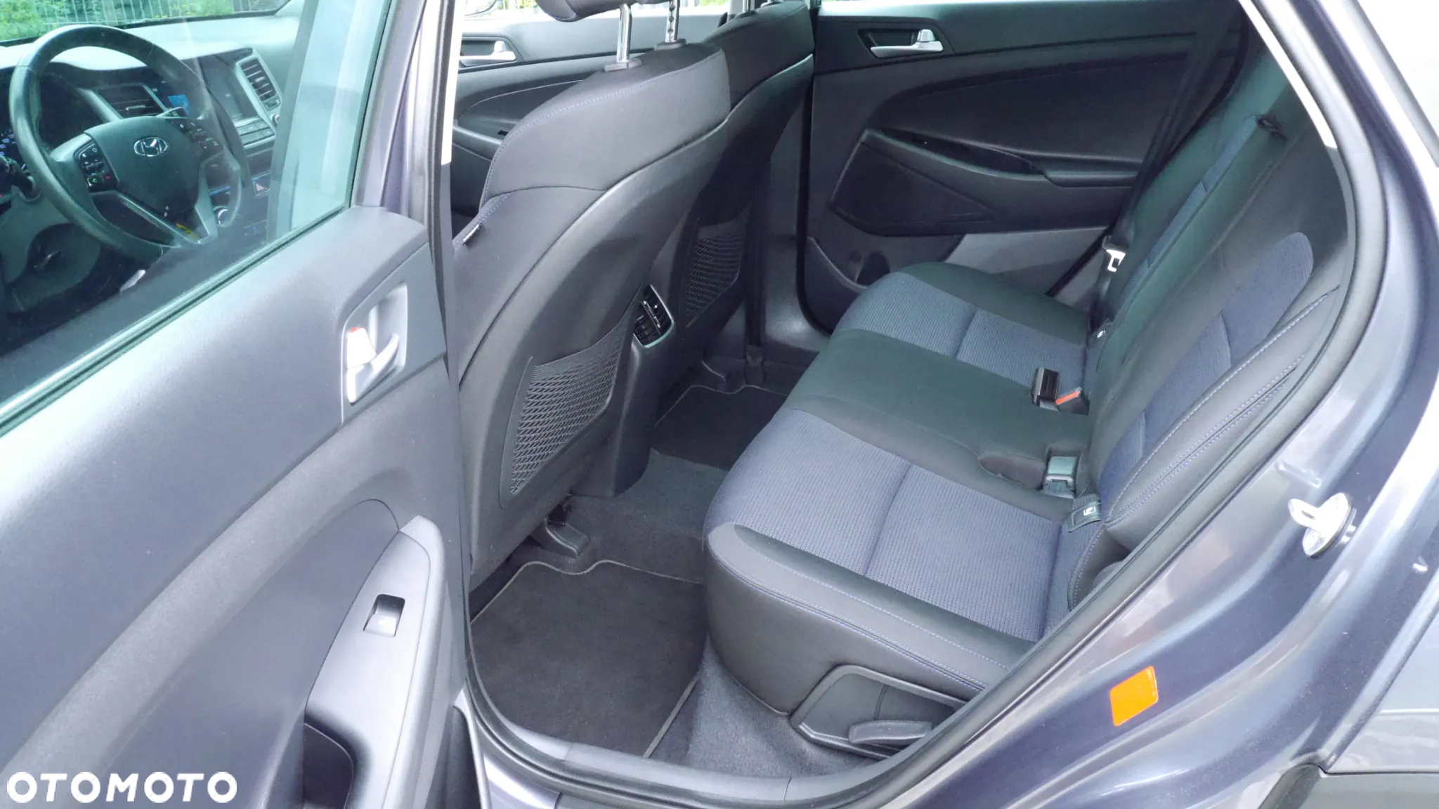 Hyundai Tucson blue 1.7 CRDi 2WD Style - 25