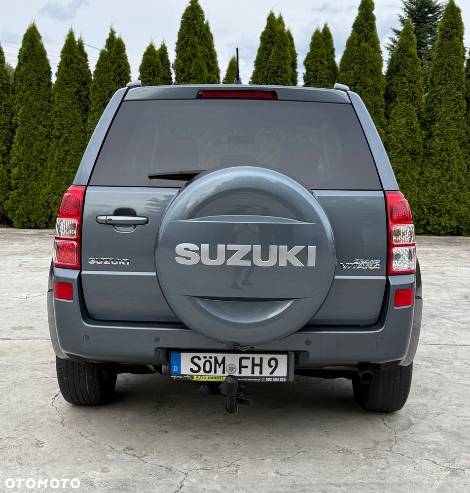 Suzuki Grand Vitara 2.0 Comfort Family - 14