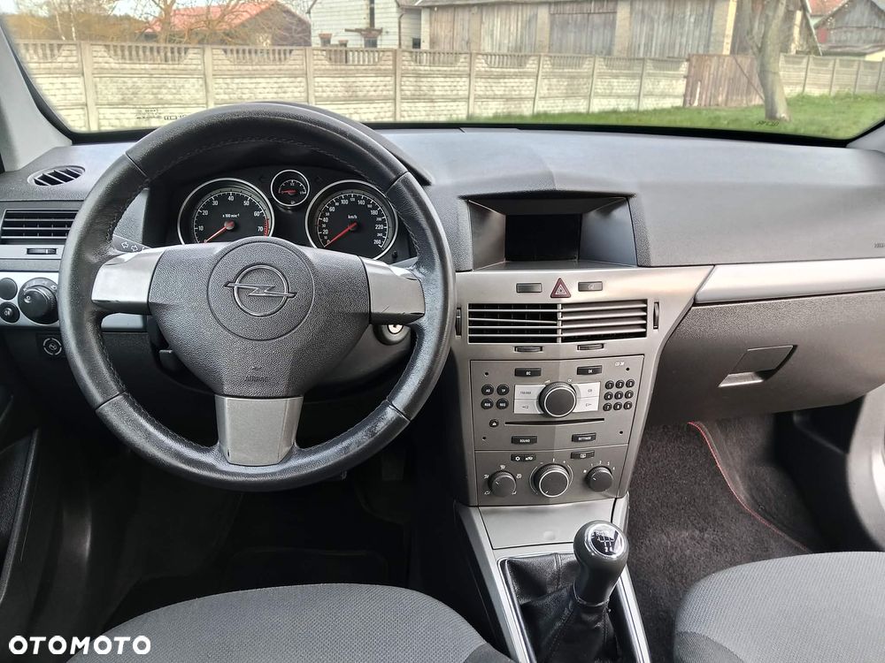 Opel Astra 1.6 Edition - 30