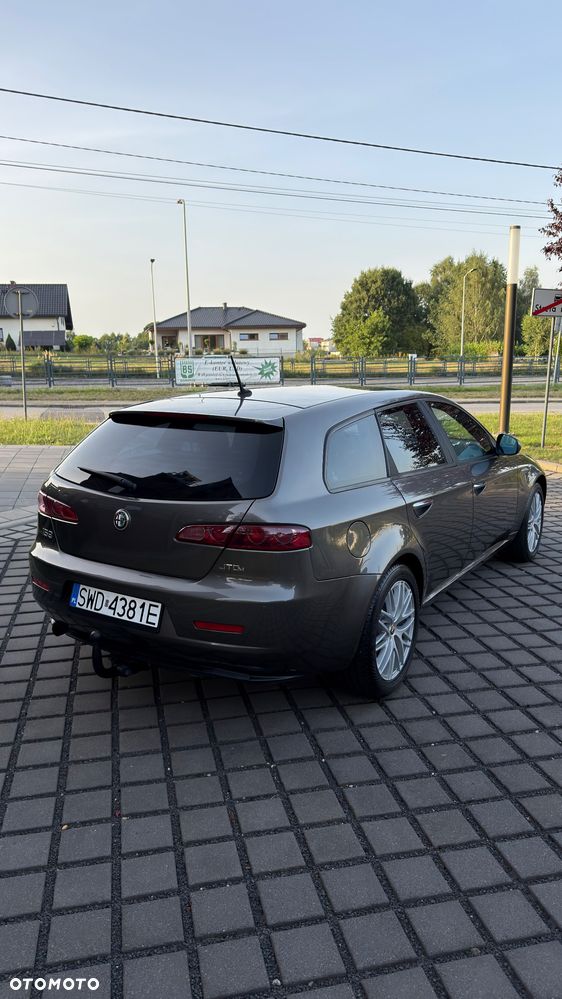 Alfa Romeo 159 1.9 JTDM 8V DPF - 7