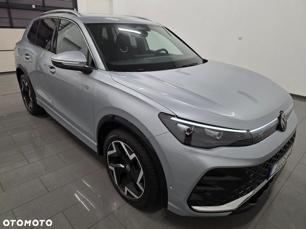 Volkswagen Tiguan 2.0 TDI SCR DSG R-Line - 33