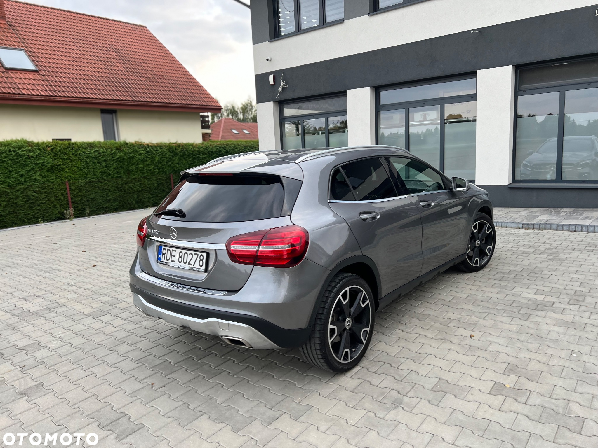 Mercedes-Benz GLA 250 7G-DCT AMG Line - 32
