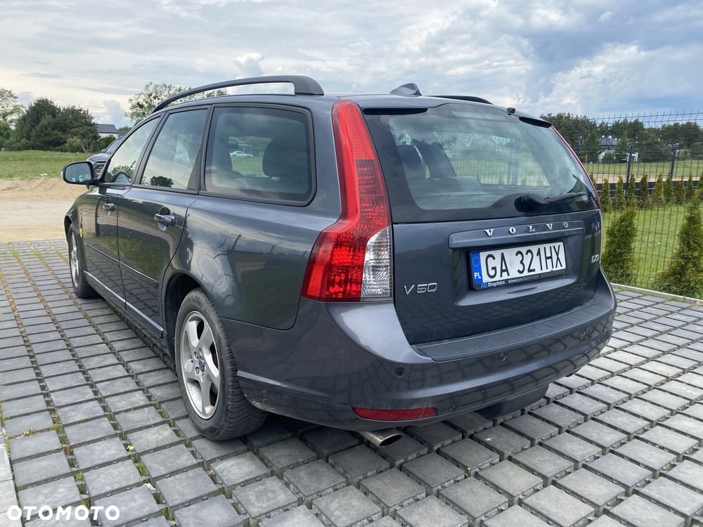 Volvo V50 DPF D3 Geartronic Summum - 4