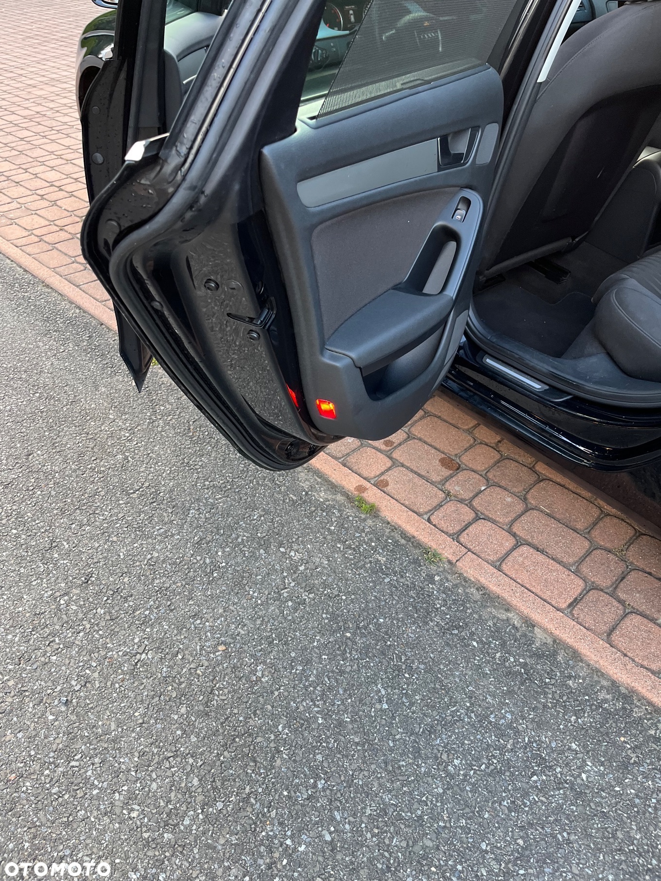 Audi A4 Avant 2.0 TDI DPF multitronic Ambiente - 23