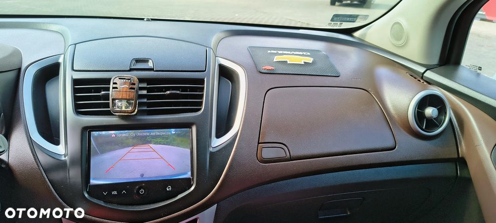 Chevrolet Trax 1.4 T LS - 17