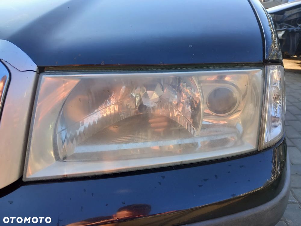 SKODA OCTAVIA I LAMPA REFLEKTOR LEWA PRZEDNIA LEWY PRZÓD