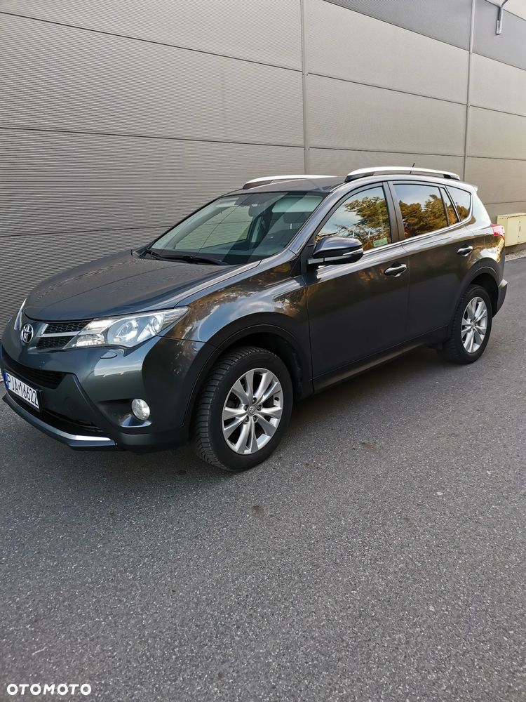Toyota RAV4 2.2 D-4D Premium - 8