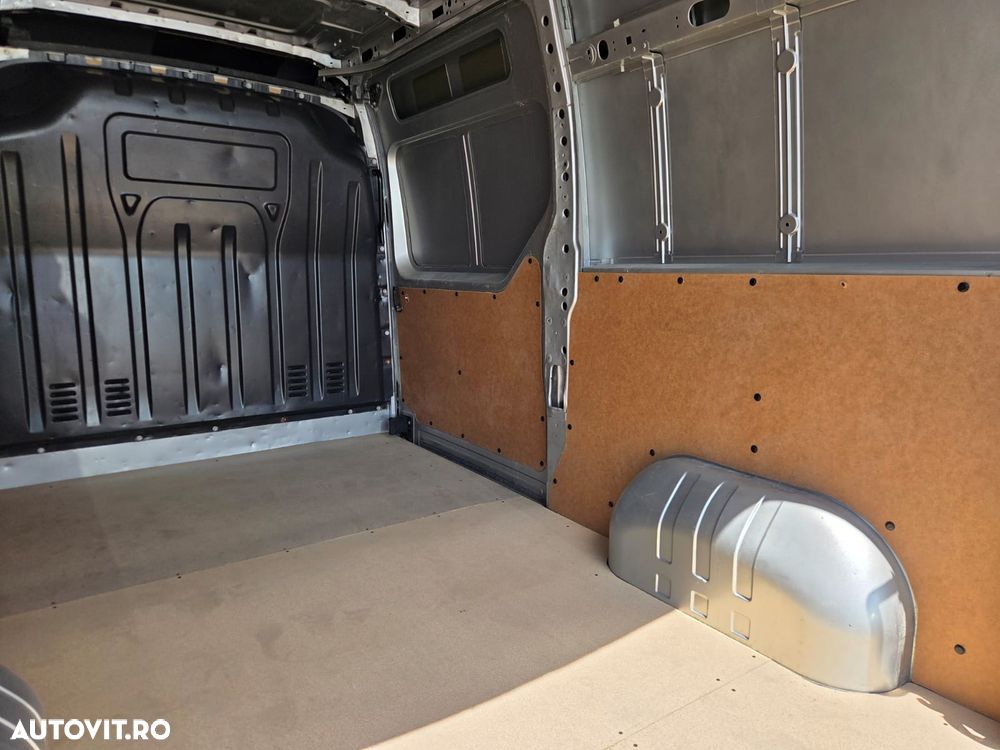 Renault New Master L2H2 - 14