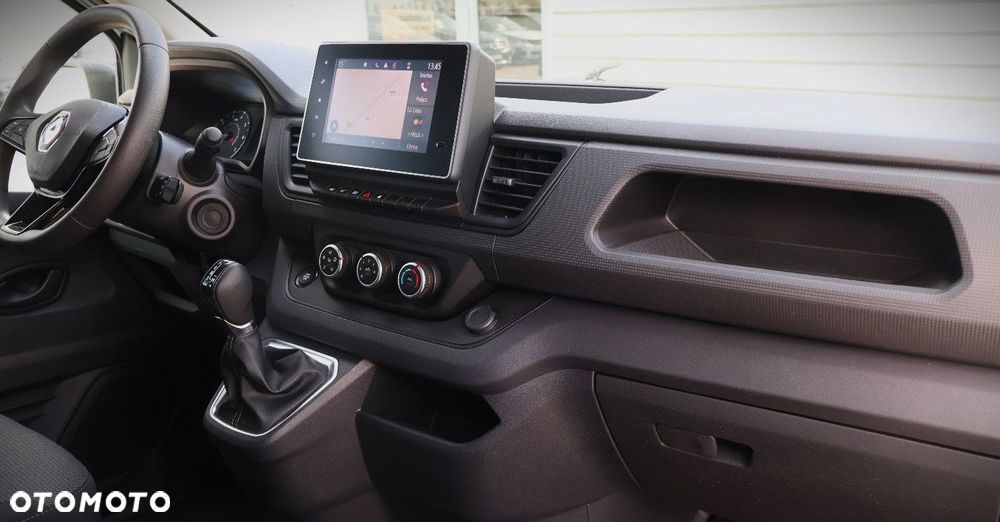 Renault Trafic - 13