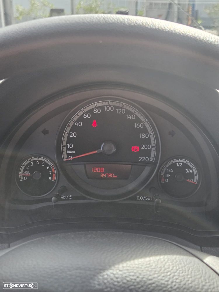 VW Up! 1.0 Move - 10