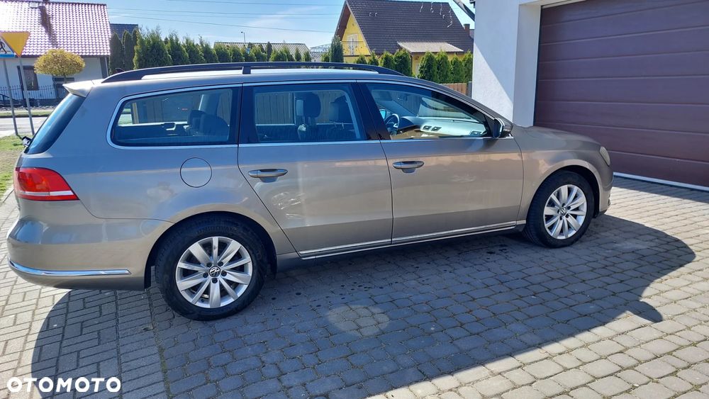 Volkswagen Passat 1.6 TDI BlueMotion - 4